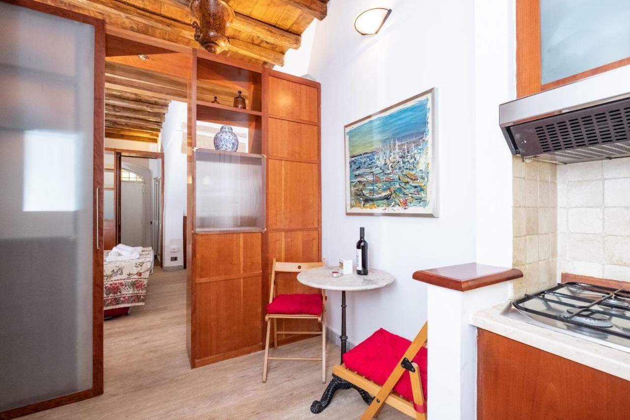 Campo De' Fiori Cozy Nest Apartment Rome Luaran gambar